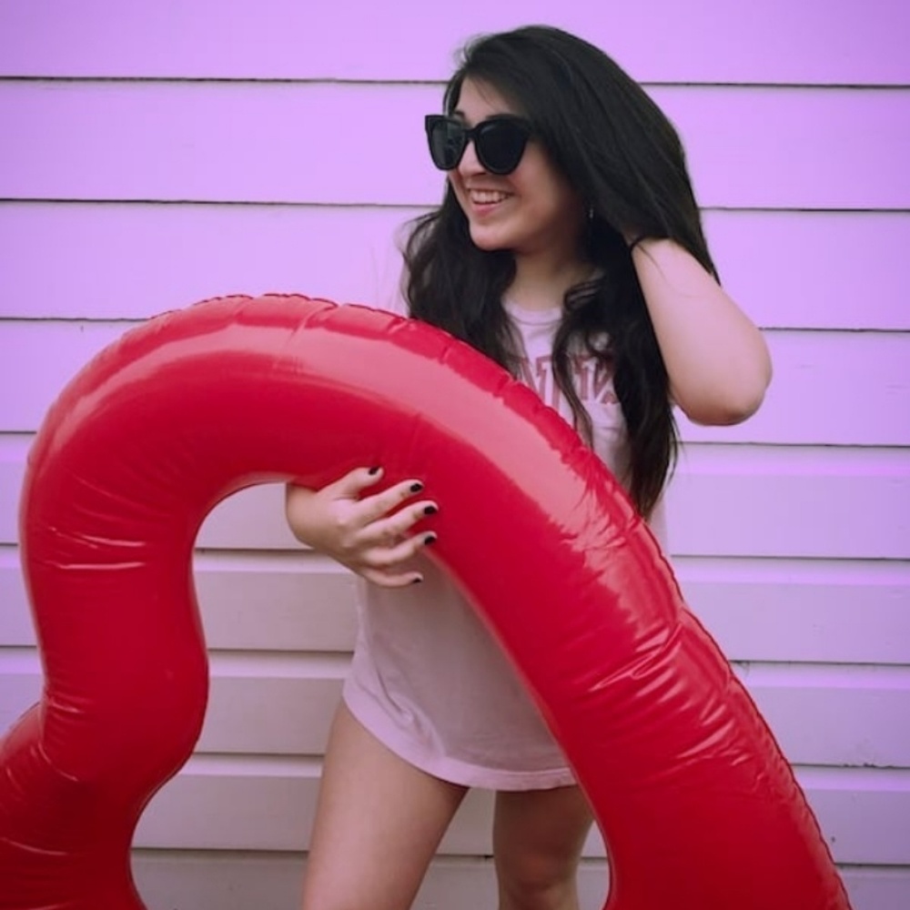 Meet your Posher, Trixy